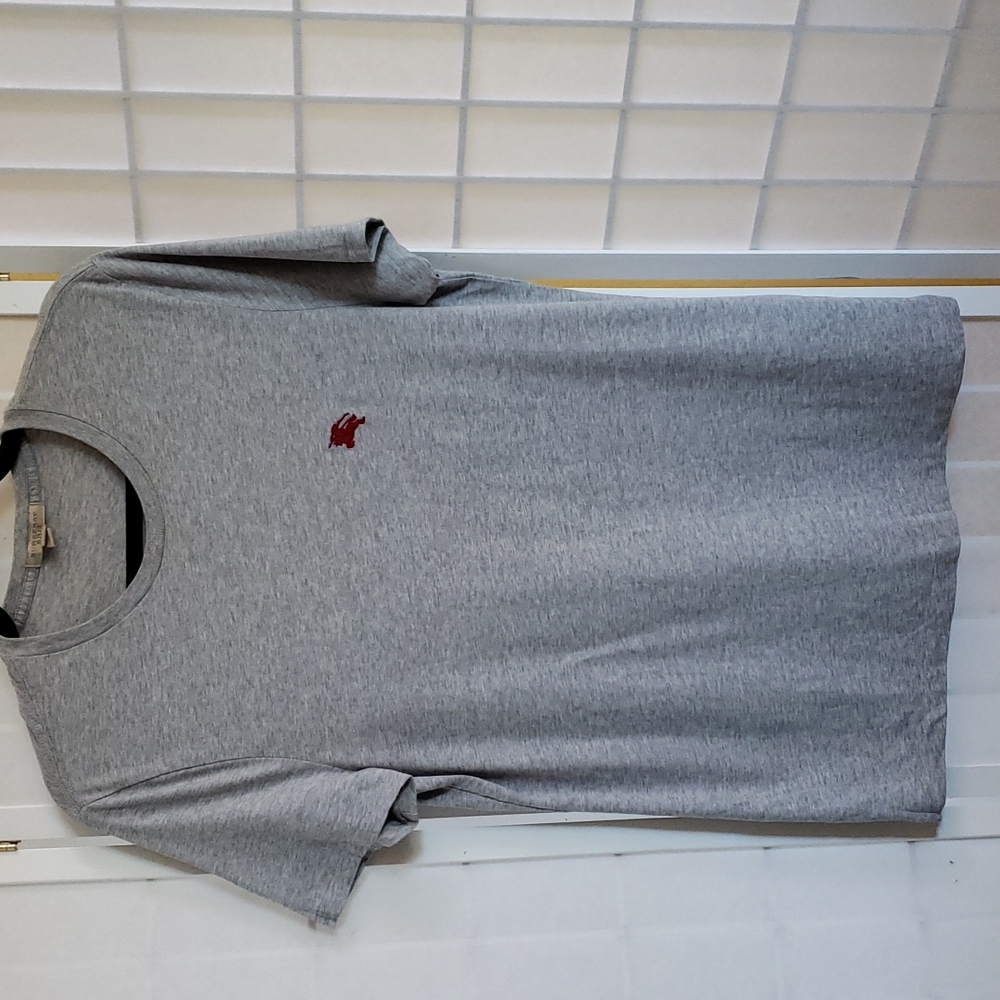 Burberry tee shirt